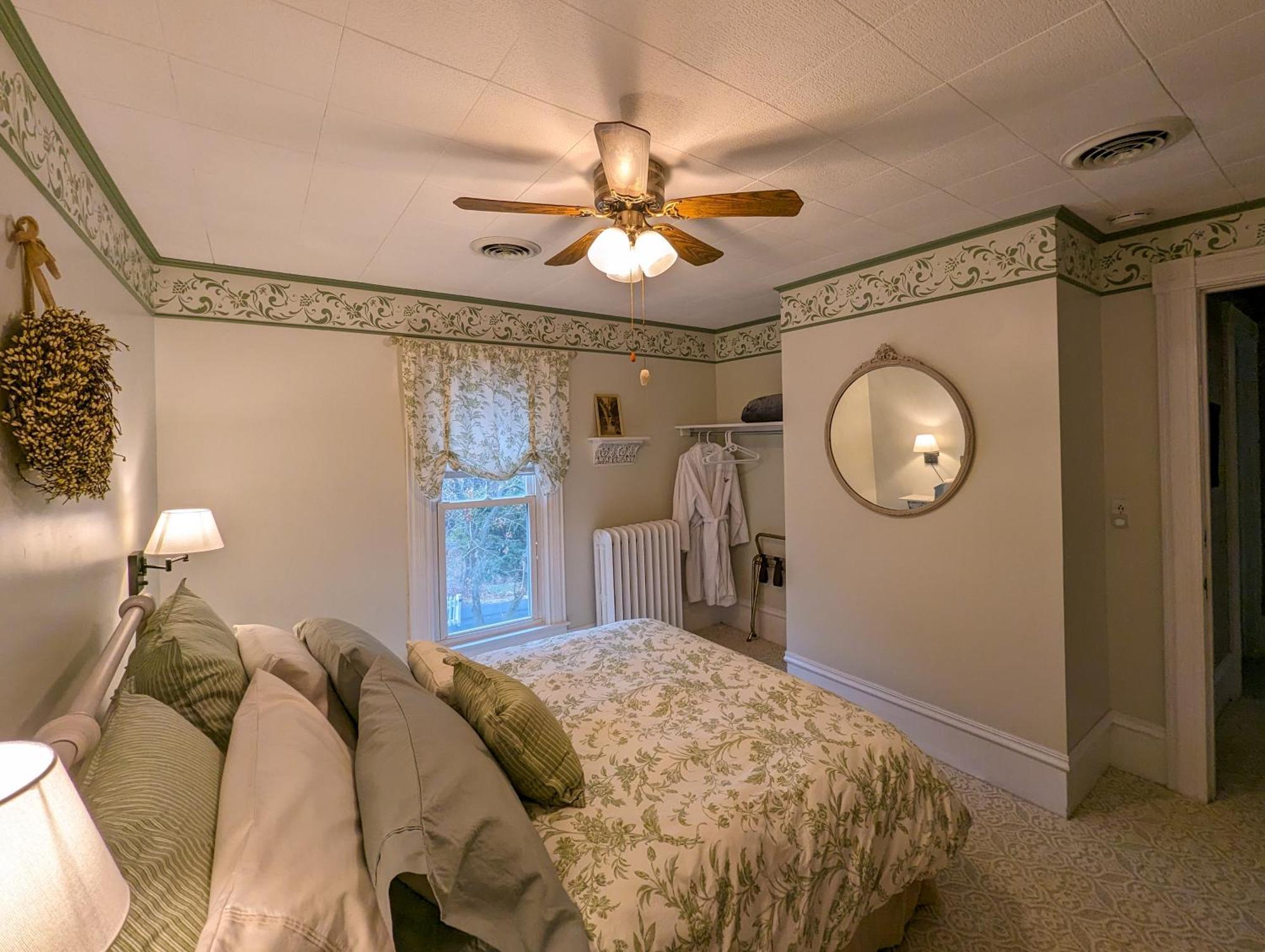 ווטקינס גלן Hudson Manor Bed & Breakfast מראה חיצוני תמונה