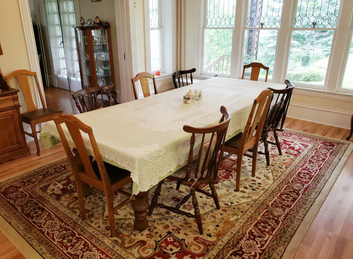 ווטקינס גלן Hudson Manor Bed & Breakfast מראה חיצוני תמונה